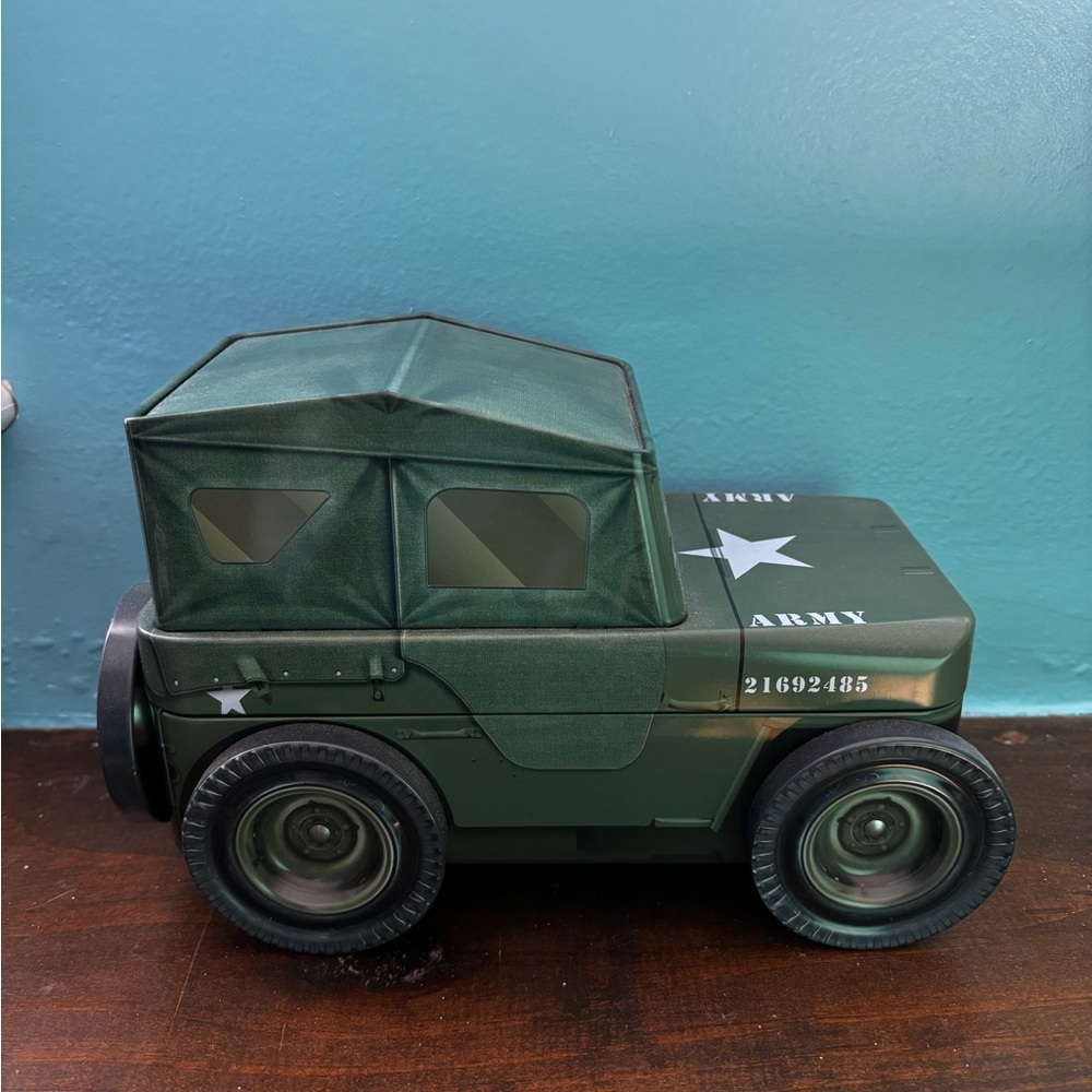Jeep Wrangler 750 Piece Puzzle